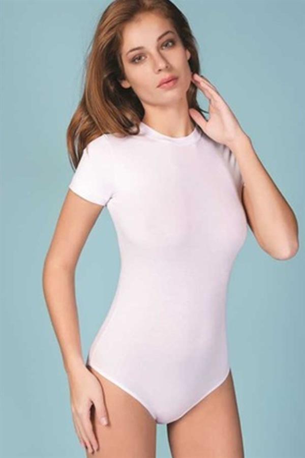 Berrak Women's Crew Neck Short Sleeve Snap 8020