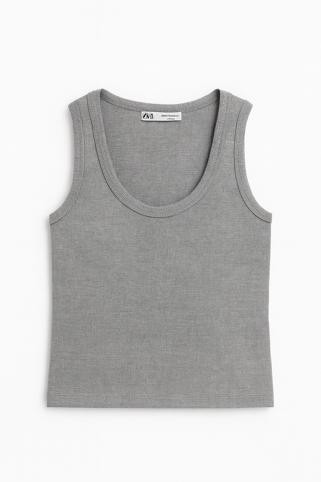 Crop top à larges bretelles, couleur grise.